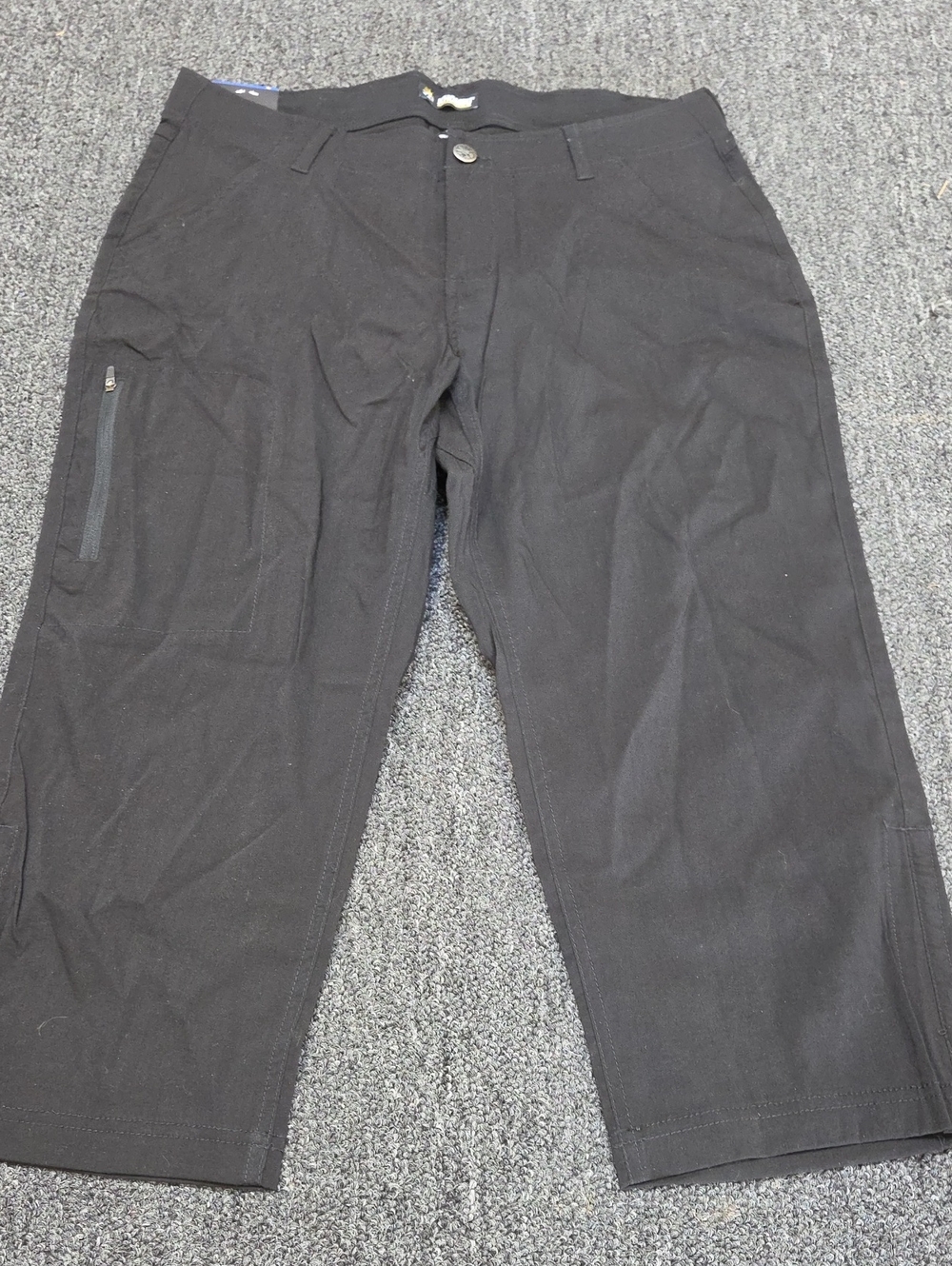 (#4C) Khombu Black Women's Cargo Shorts - Zip Pocket Style